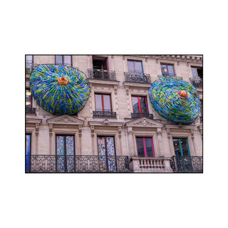 Recycled plastic bottles are configured to look like breasts hanging on a facade in Paris, France

sku: P-10-101-101-116-0047-1