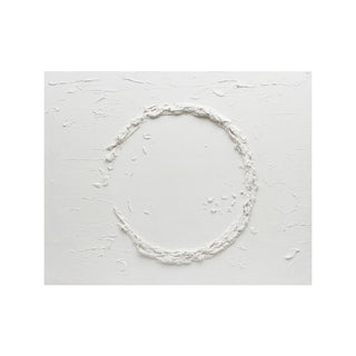 Crater shaped outline on a textured white background 
sku: P-10-102-114-104-0007-1